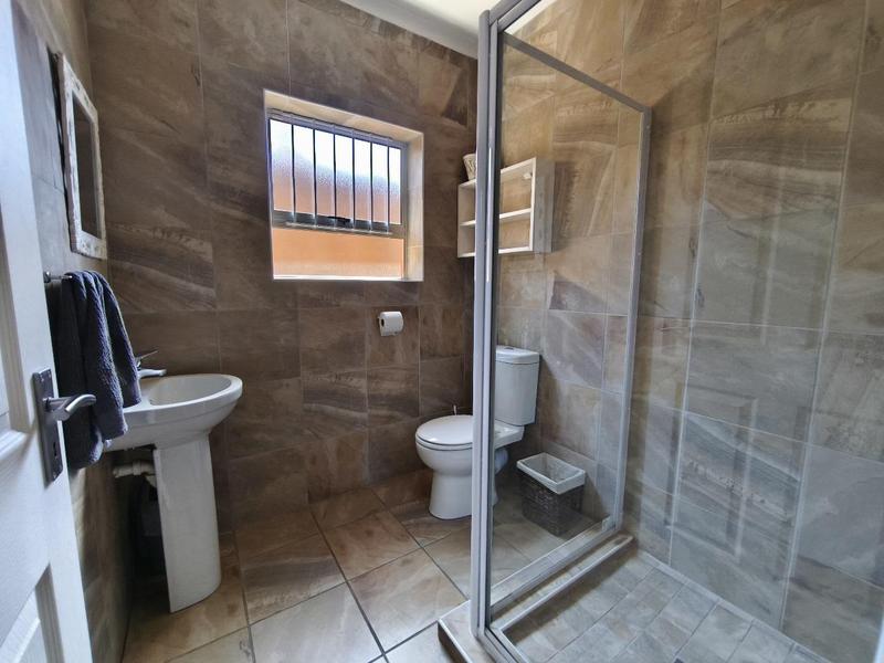 4 Bedroom Property for Sale in Protea Heights Western Cape